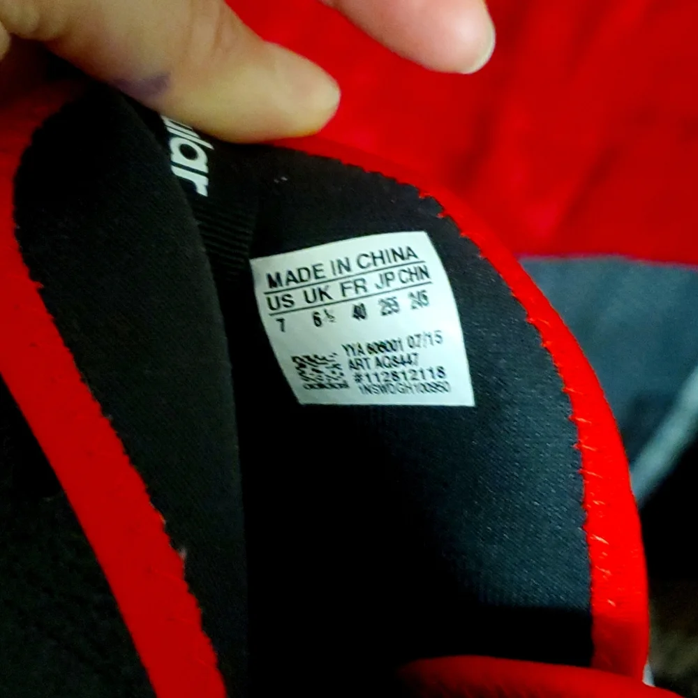 Addidas - Picture 2 of 4